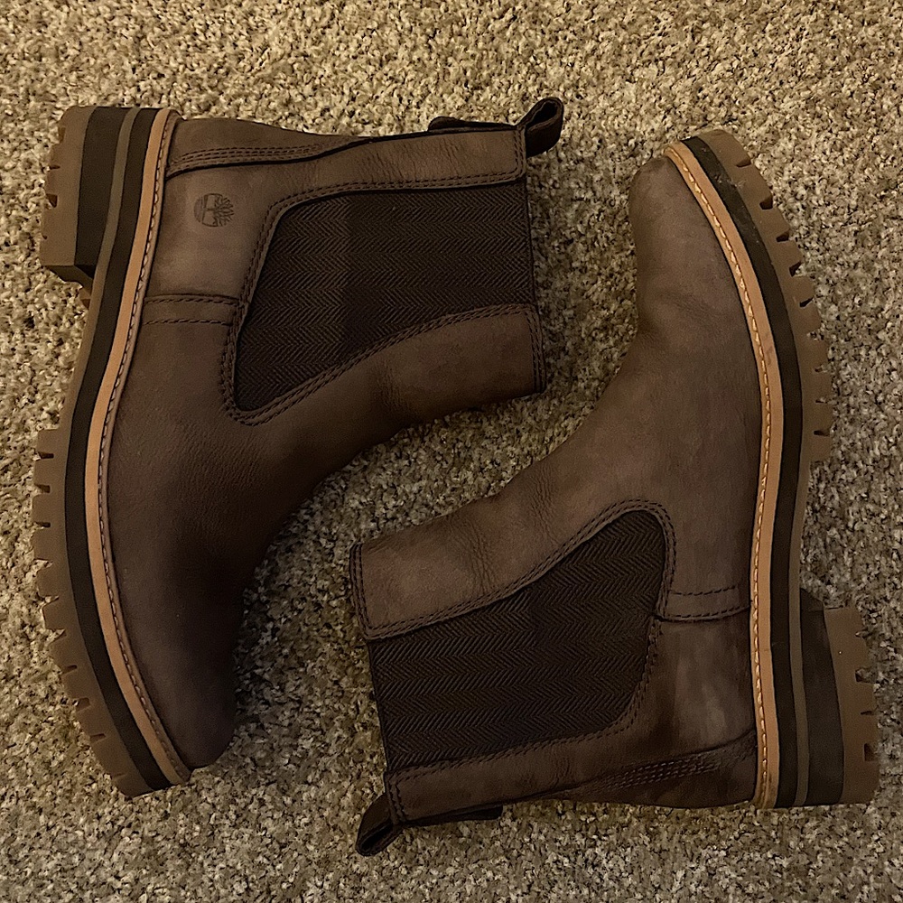 Timberland Courmayeur Valley Women's Chelsea Boot